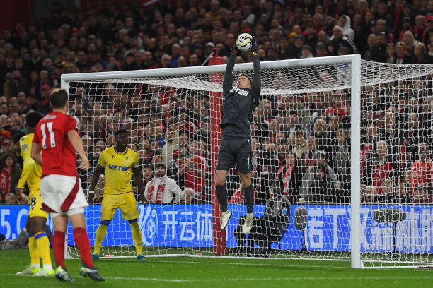 不可即的目 不可即的目